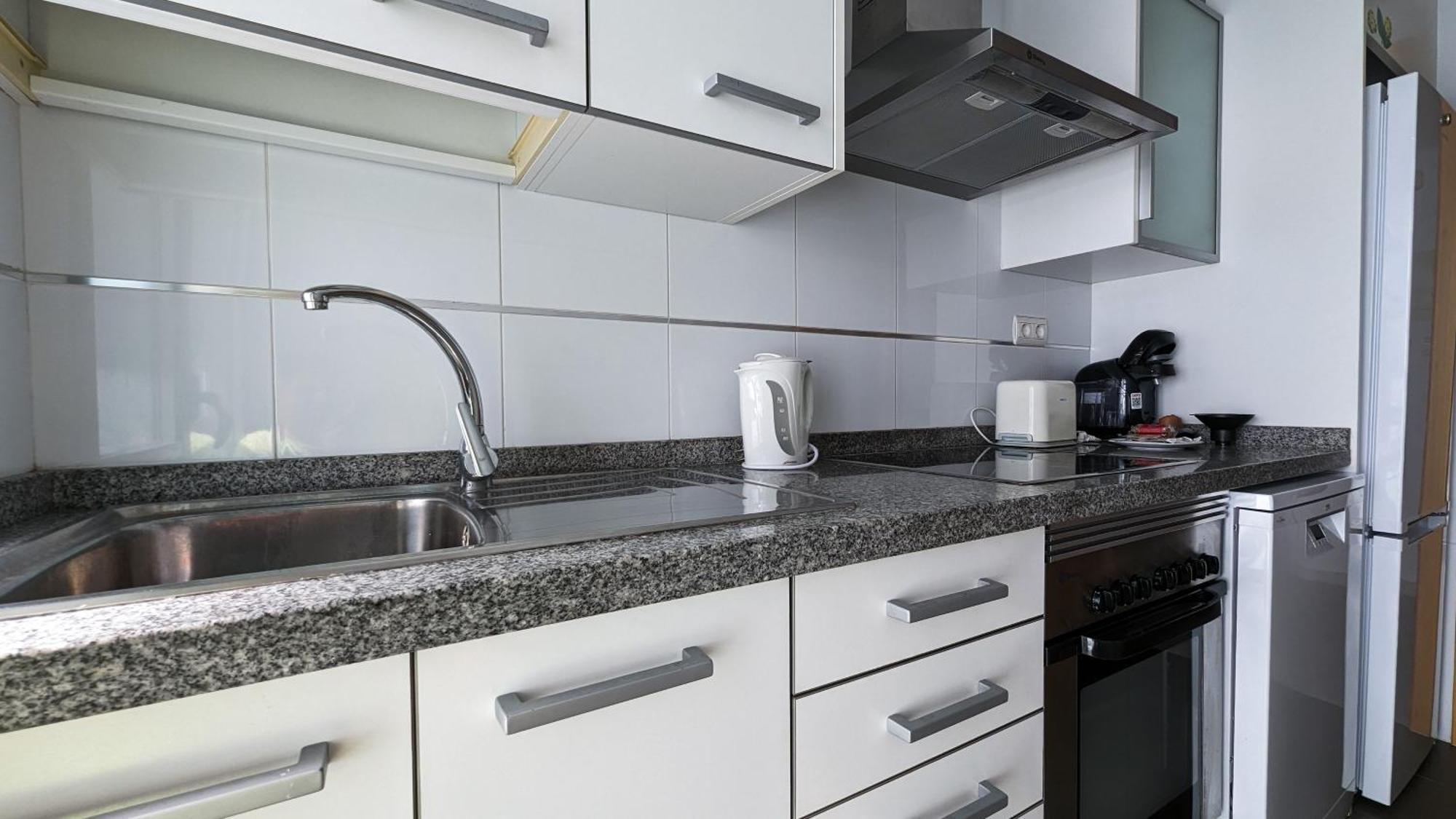 Torre Lugano Sea View Apartment ベニドルム エクステリア 写真